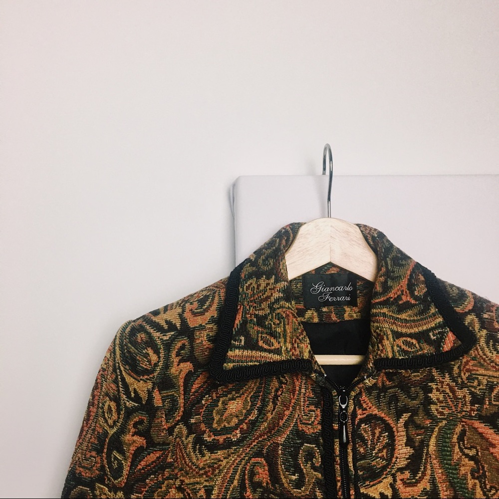 Multicolored Floral Print Jacket - Picture 4 of 4